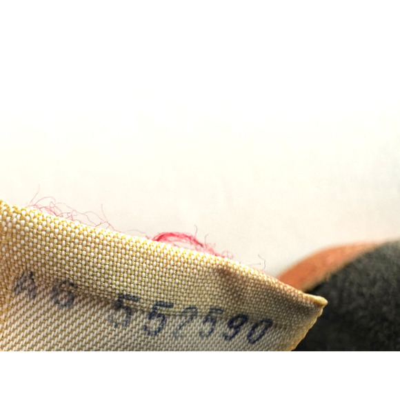 Dooney & Bourke Essex Shoulder Bag Vintage All Weather Leather Classic Black Tan - Picture 6 of 16